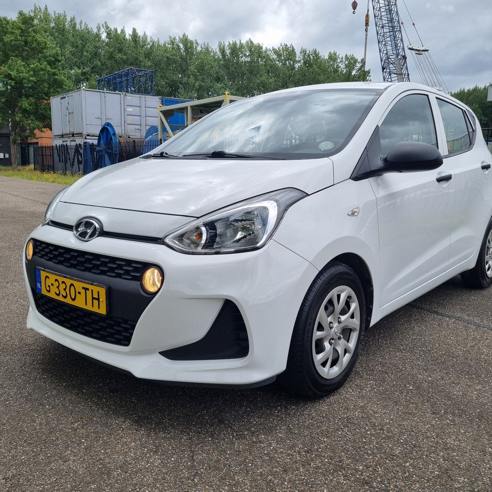 Hyundai i10 1.0i 66pk 2019 Wit, Auto's, Hyundai, Voorwielaandrijving, 31 €/maand, 4 stoelen, Wit