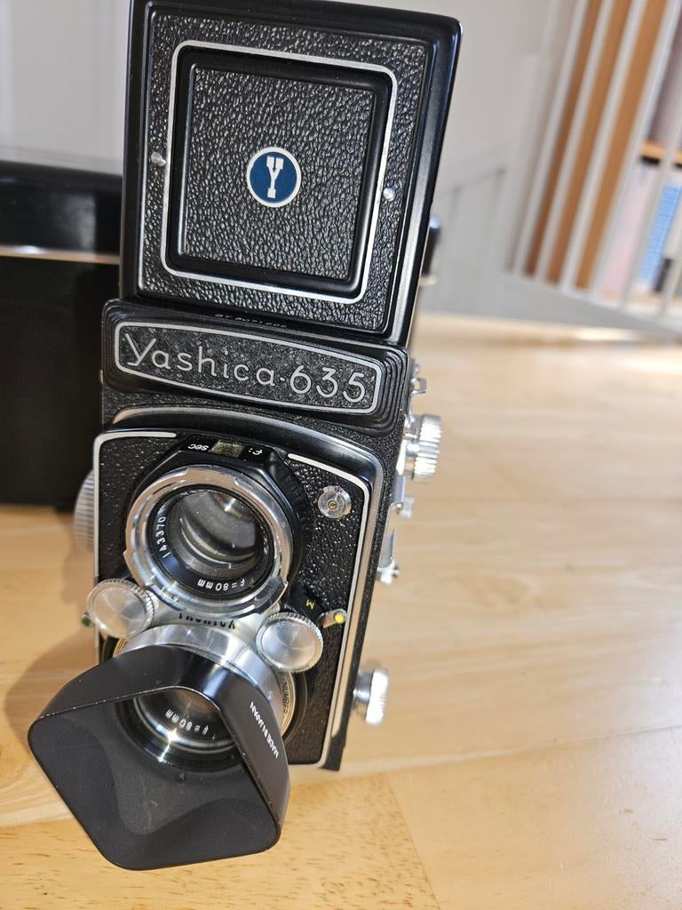 Yashica 635 camera met sixtomat belichtingsmeter, Ophalen of Verzenden