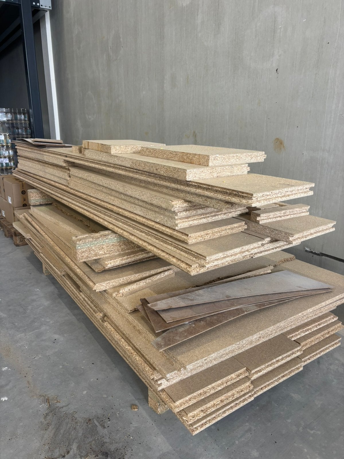 Gratis af te halen: Mdf platen 15mm en 40mm, Doe-het-zelf en Verbouw, Ophalen, Minder dan 25 mm, Zo goed als nieuw, Plank