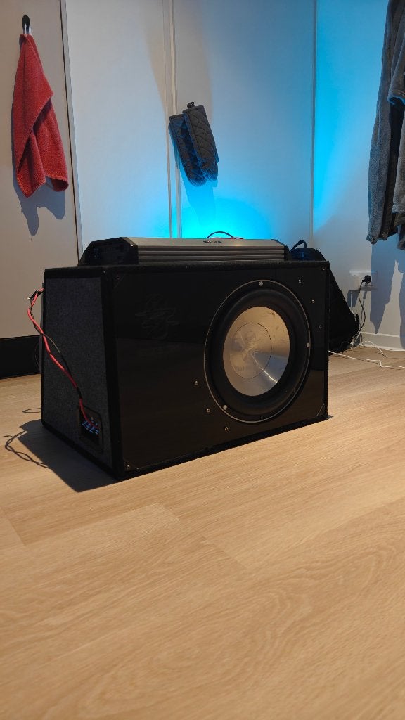 Ground Zero + Hifonics Titan 1500w + 1200w 230v voeding, Subwoofer, Ophalen, 150 watt of meer, Overige merken