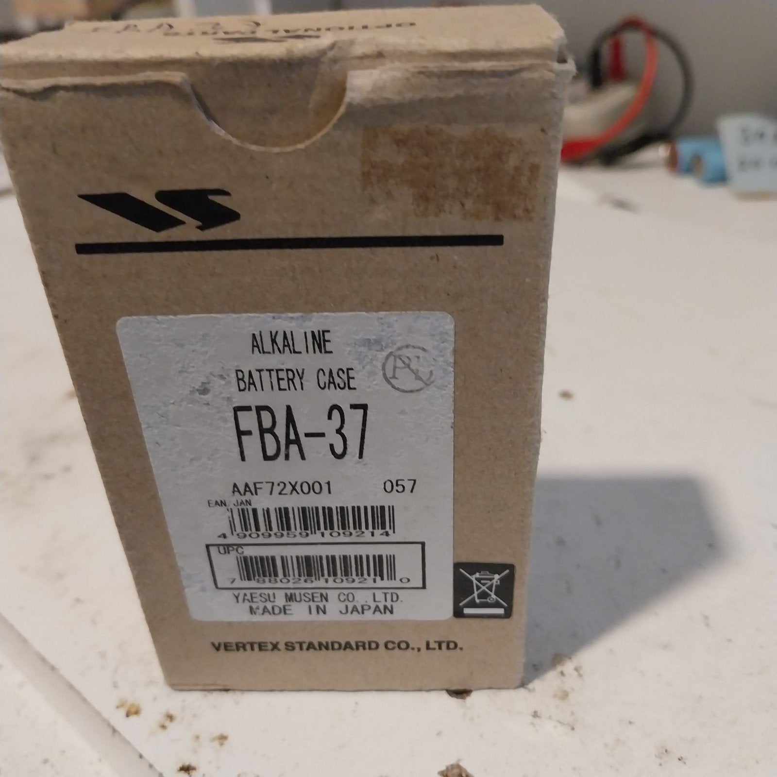 Vertex Standard FBA-37 Alkaline Batterijhouder, Ophalen of Verzenden, Nieuw