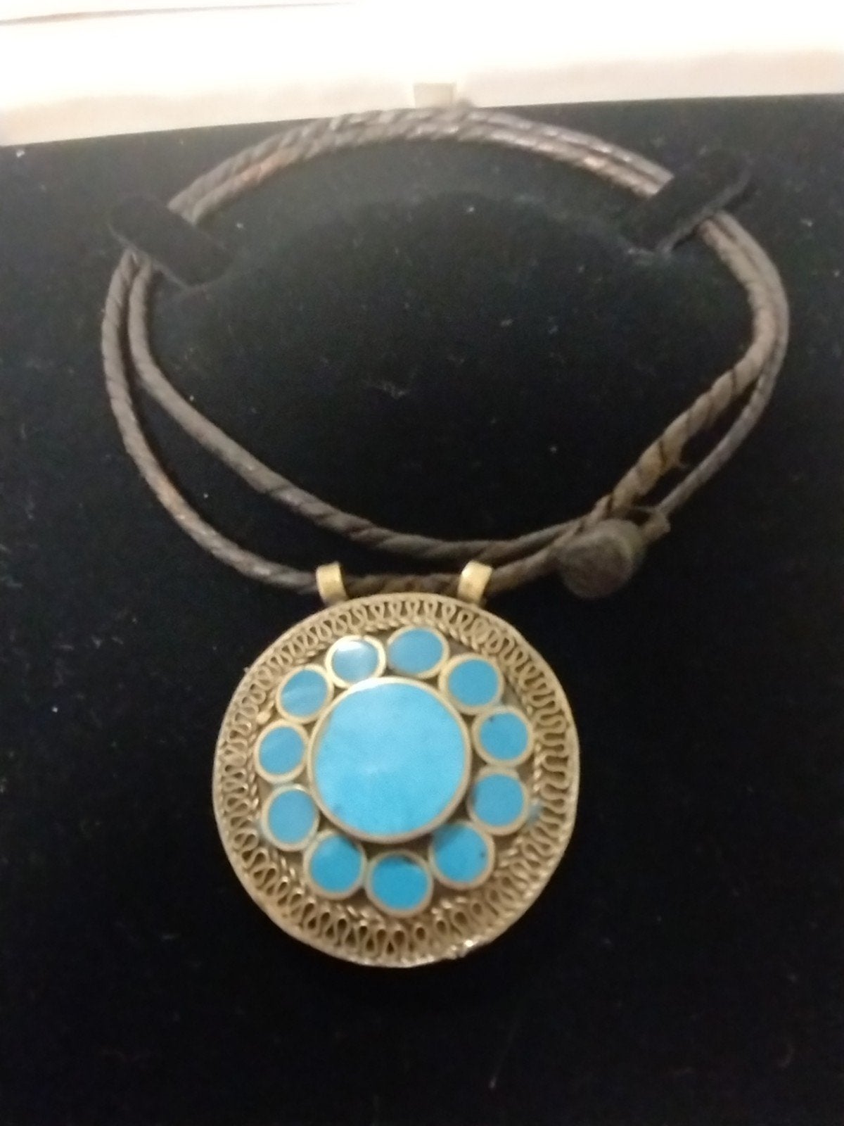 Oude Afghaanse hanger met inleg turkoois en gevlochten leer, Sieraden, Tassen en Uiterlijk, Ophalen of Verzenden, Overige materialen