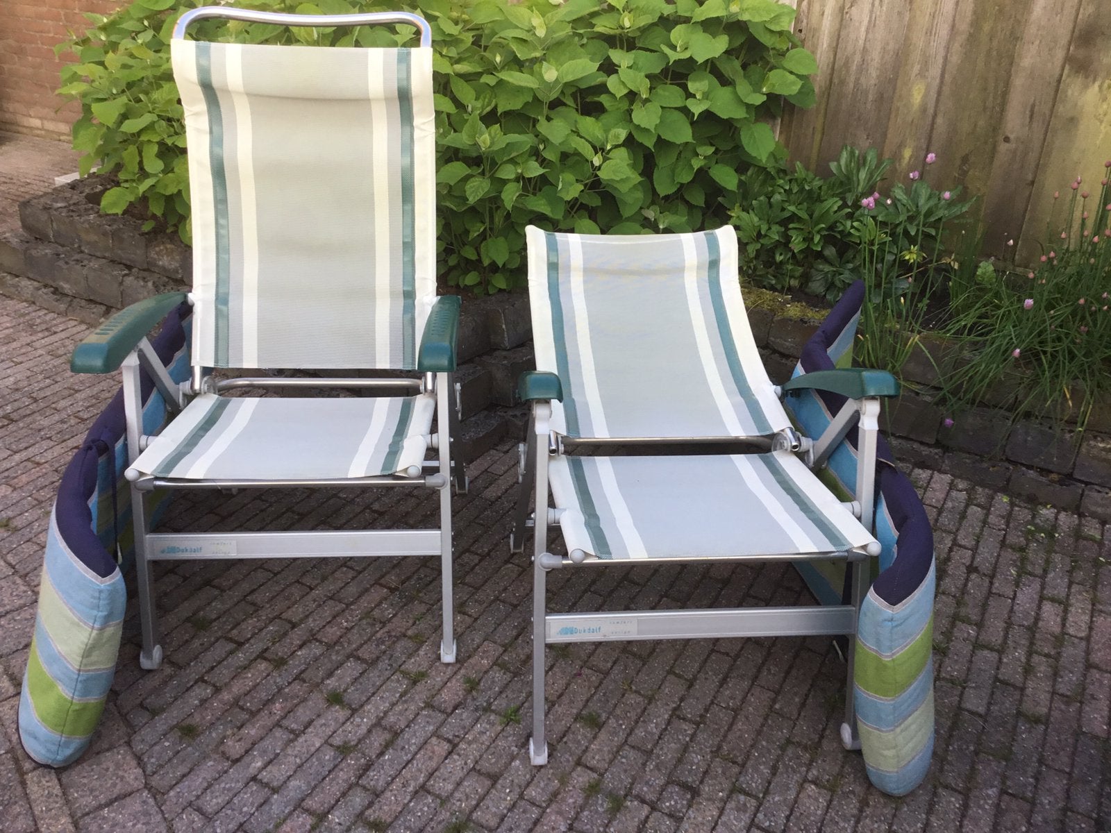 2 Dukdalf verstelbare kampeerstoelen met 4 kussens z.g.a.n., Ophalen of Verzenden, Zo goed als nieuw