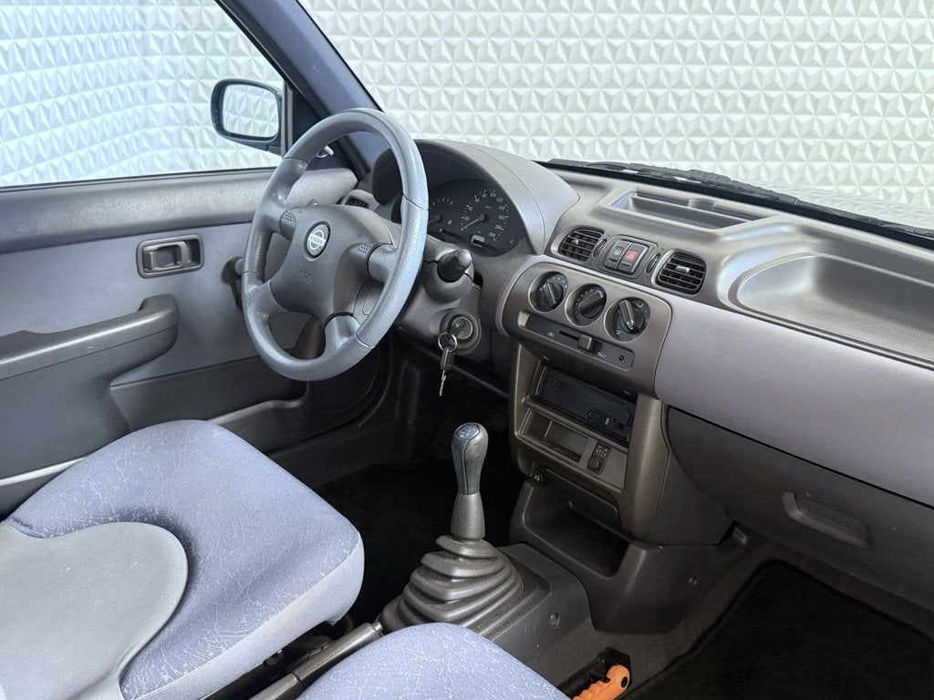 Nissan Micra 1.4 met stuurbekrachtiging + NIEUWE APK! 97.000, Auto's, Nissan, Voorwielaandrijving, Gebruikt, 750 kg, 4 cilinders