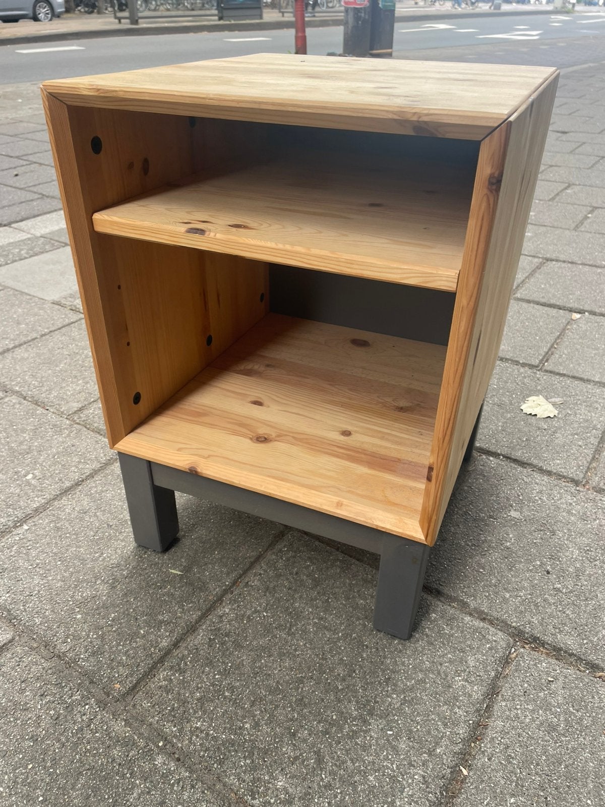 Nachtkastje, Ophalen, Zo goed als nieuw, Minder dan 45 cm