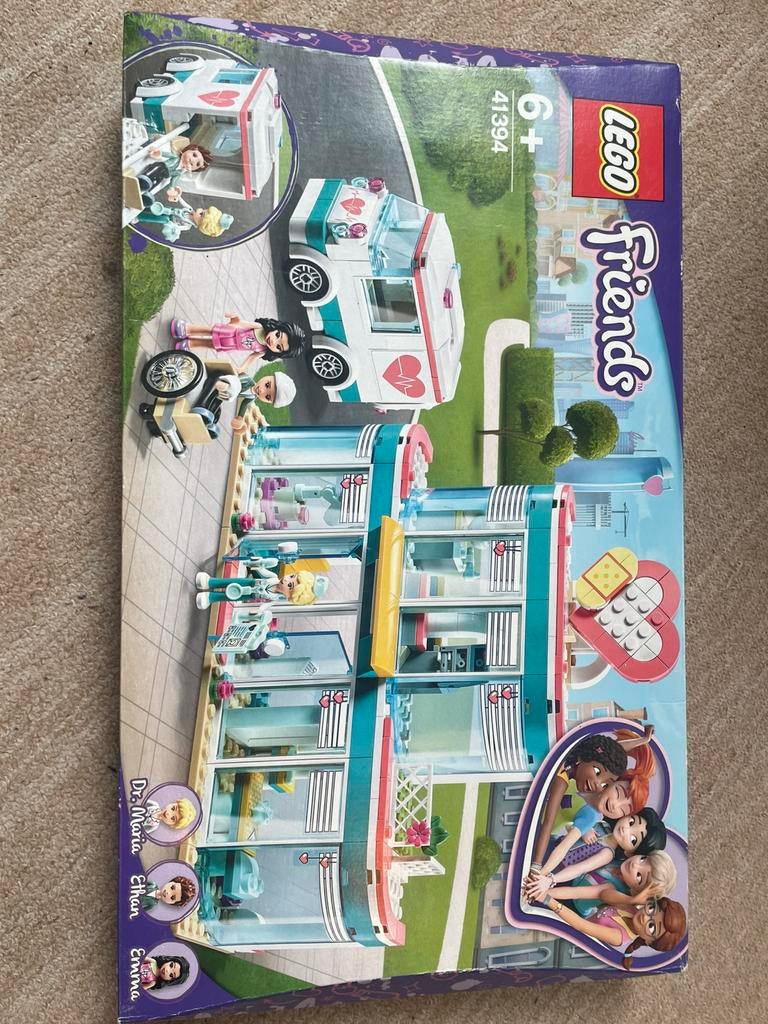 Lego friends ziekenhuis, Ophalen of Verzenden, Zo goed als nieuw