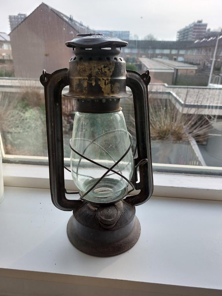 Oude olielamp ( alleen voor decoratie), Antiek en Kunst, Ophalen of Verzenden