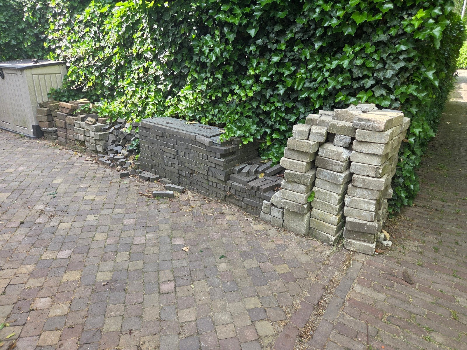 Lees de tekst voor 15m2 gebakken waaltjes, Ophalen, Gebruikt, Keramiek, Klinkers