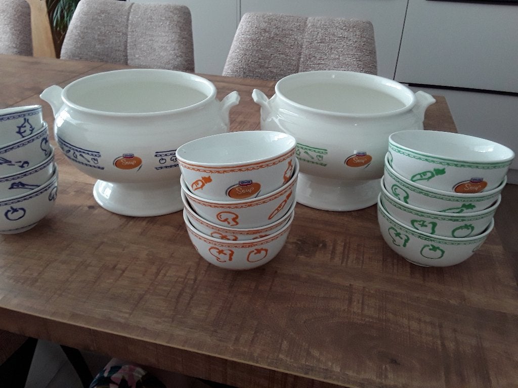 vintage soepterrine met soepkommen. Maxwell & WILLIAMS. UNOX, Overige merken, Nieuw, Ophalen of Verzenden, Kom(men)