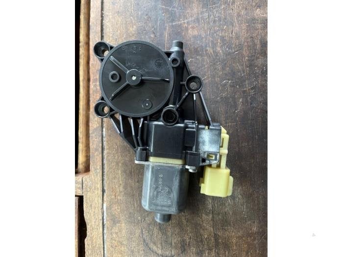 Raammotor Portier van een Ford Fiesta, Gebruikt, -, -, Ford