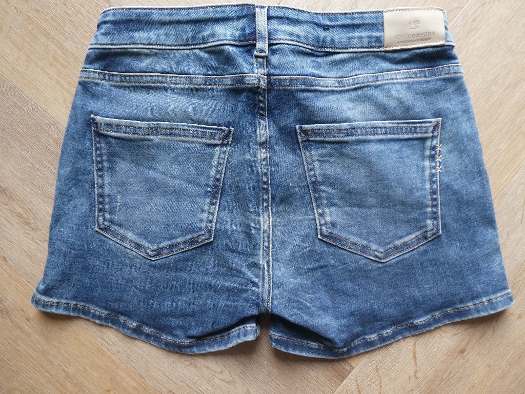 Korte Scotch & Soda spijkerbroek, Petit Ami maat 14, Blauw, Scotch & Soda, Ophalen of Verzenden, Zo goed als nieuw