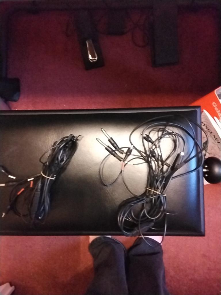 2 Kabels voor tyros 5 xxl yahama, Ophalen of Verzenden, Keyboard of Synthesizer