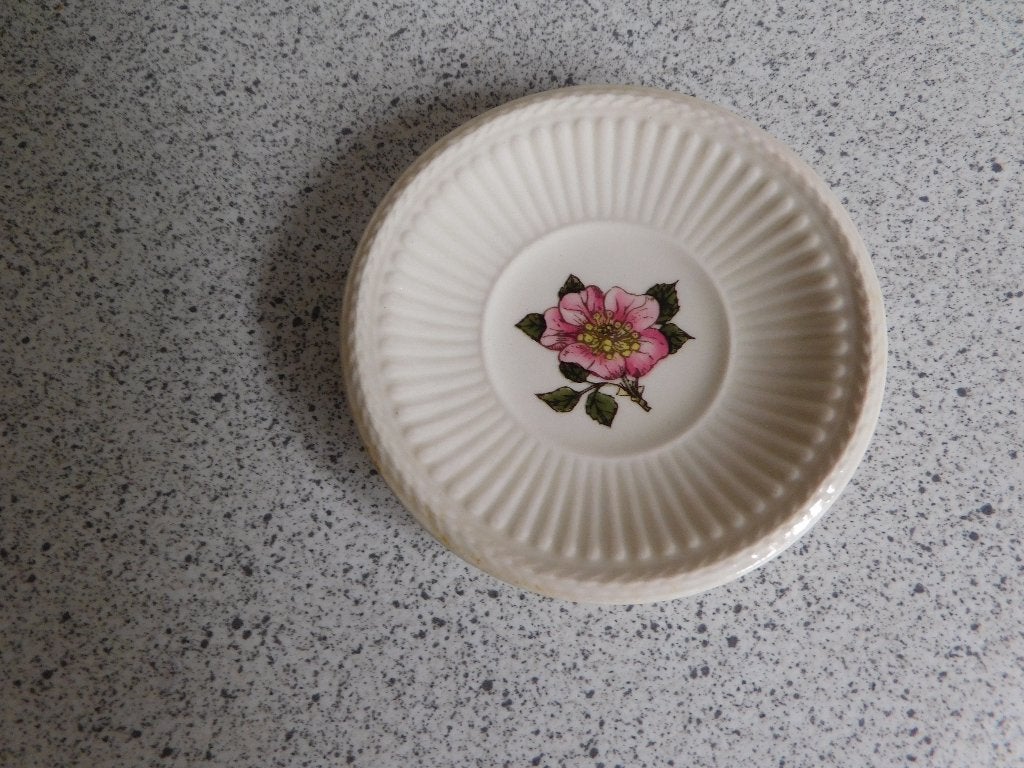 Bord 8 cm. Briar Rose Wedgwood, Ophalen of Verzenden, Zo goed als nieuw, Bord(en), Wedgwood