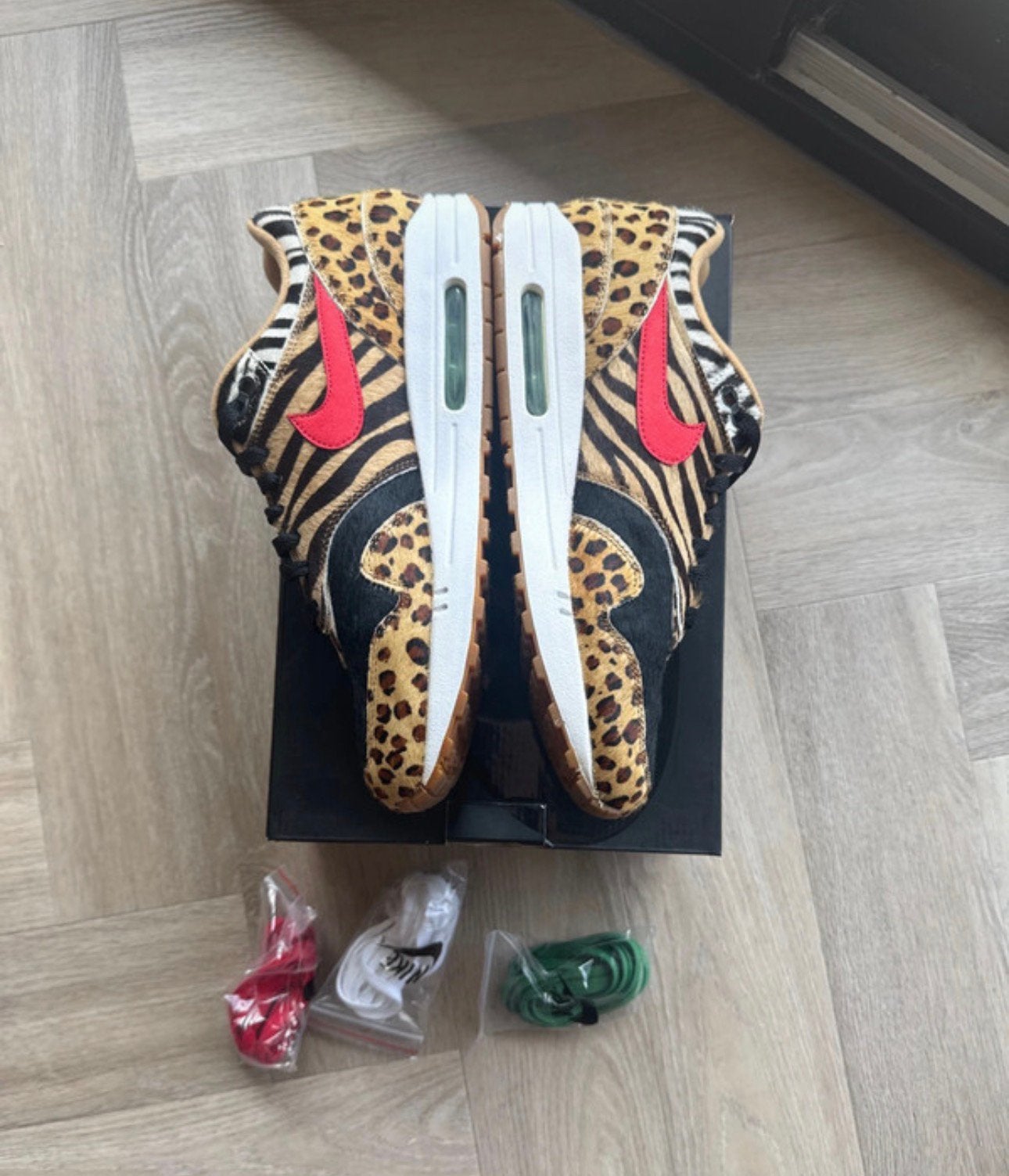 Nike Air Max 1 Animals 44,5 Eu, Overige kleuren, Ophalen of Verzenden, Sneakers of Gympen, Zo goed als nieuw