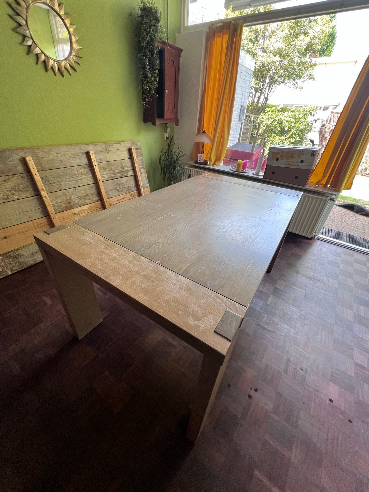 Gratis TV-meubel en kleine salontafel - snel ophalen!, Ophalen, Gebruikt, 100 tot 150 cm, 150 tot 200 cm