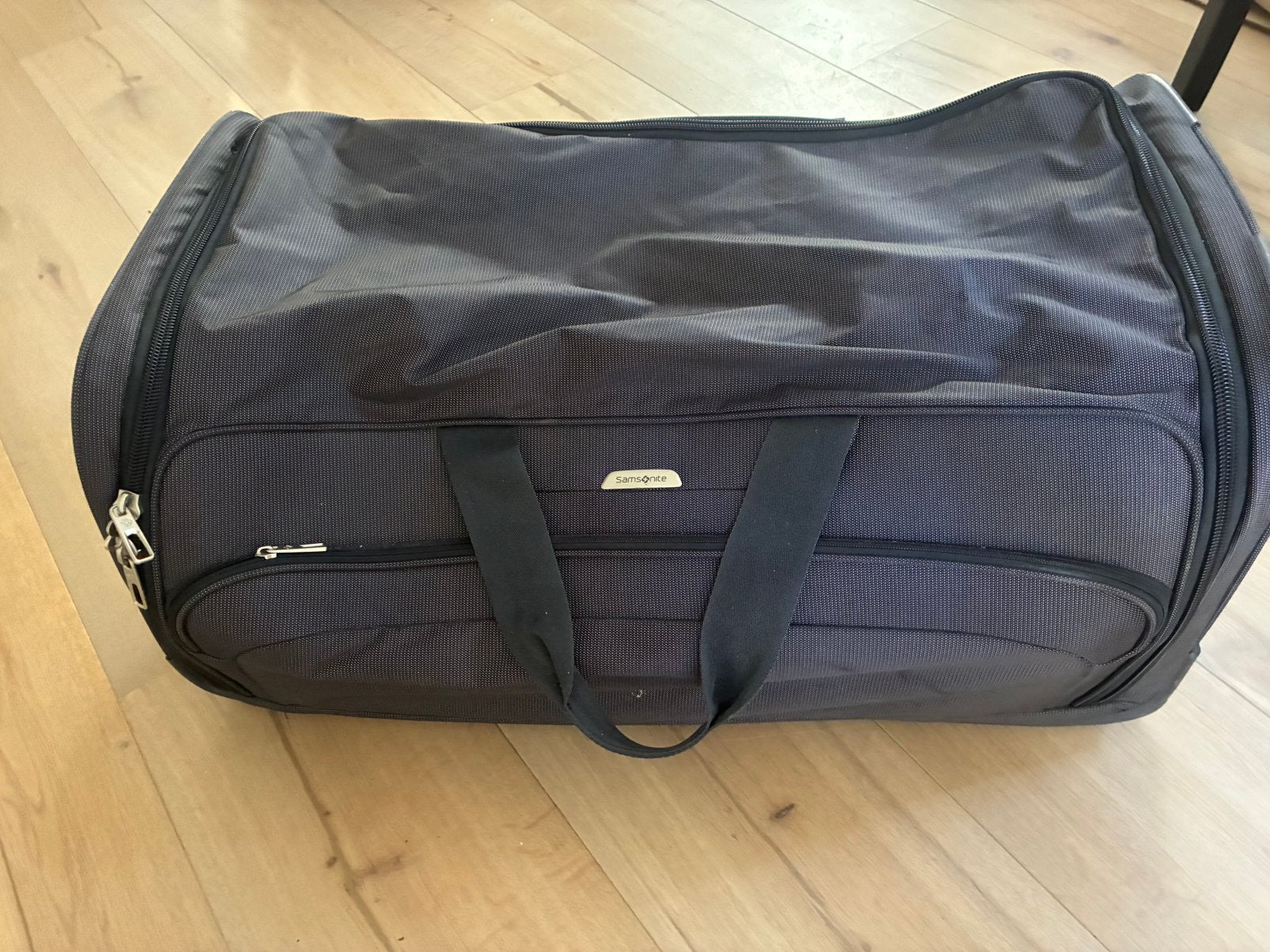 Samsonite reistas op wieltjes, 30 cm of meer, Zo goed als nieuw, Grijs, 35 tot 55 cm