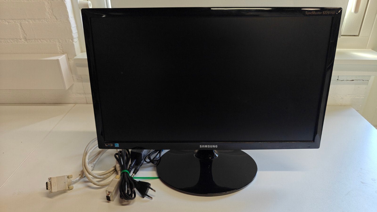 Samsung SyncMaster S22B150 21.5 inch Full HD Monitor, Computers en Software, Monitoren, Ophalen, Gebruikt, Kantelbaar, Full HD