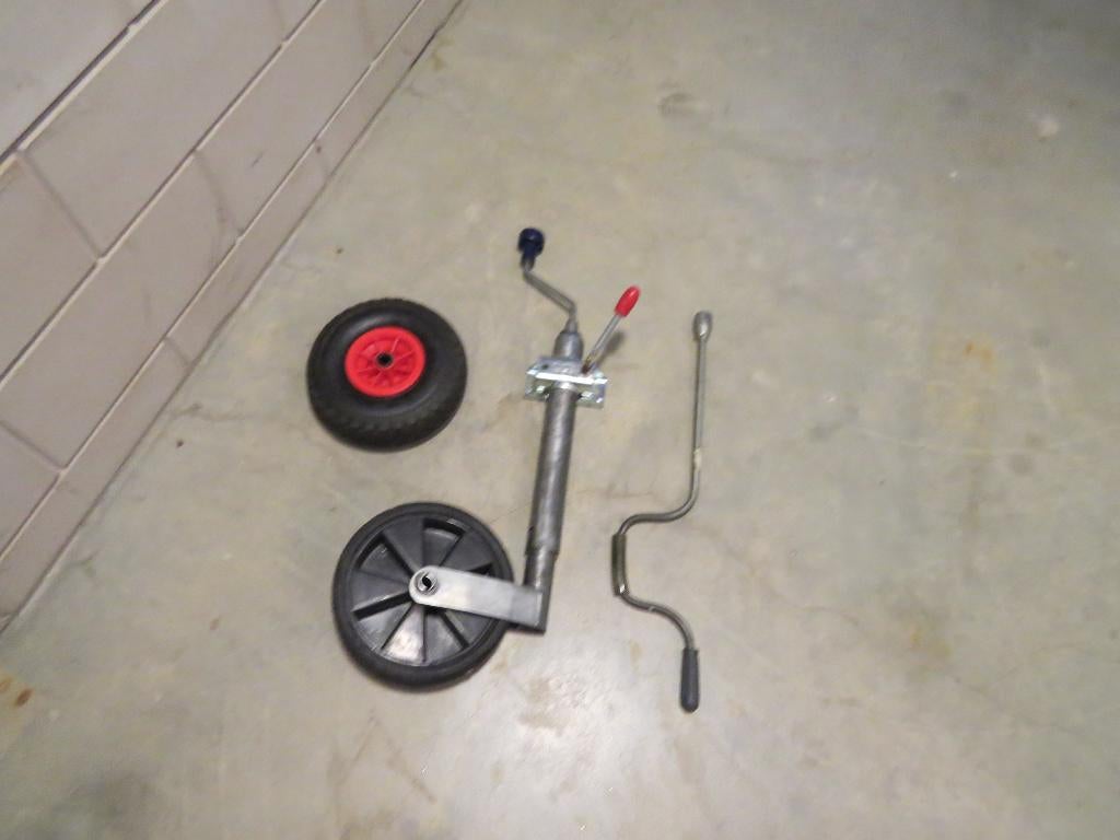 Neuswiel voor caravan, Caravans en Kamperen, Caravan accessoires, Ophalen, Gebruikt