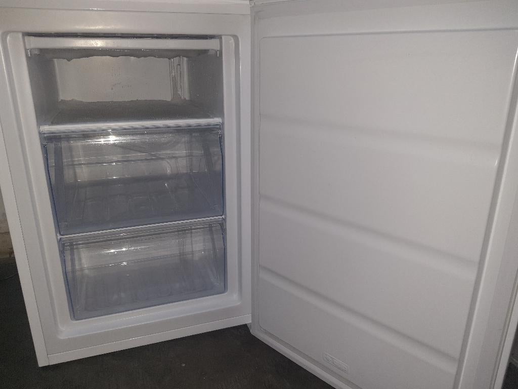 Veripart Tafelmodel vriezer werkt Perfect, Witgoed en Apparatuur, Vriezers en Diepvrieskisten, Minder dan 85 cm, Minder dan 60 cm