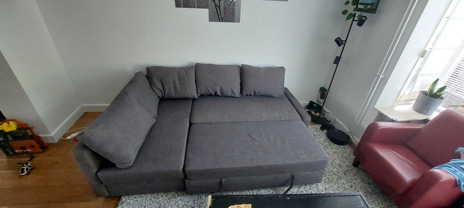 Foto 5 van Ikea FRIHETEN Hoekbank met opbergruimte en slaapfunctie
