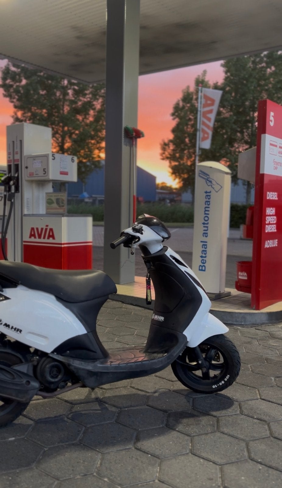 Piaggio zip, Fietsen en Brommers, Scooters | Piaggio, Ophalen of Verzenden, Zo goed als nieuw, Benzine, Zip