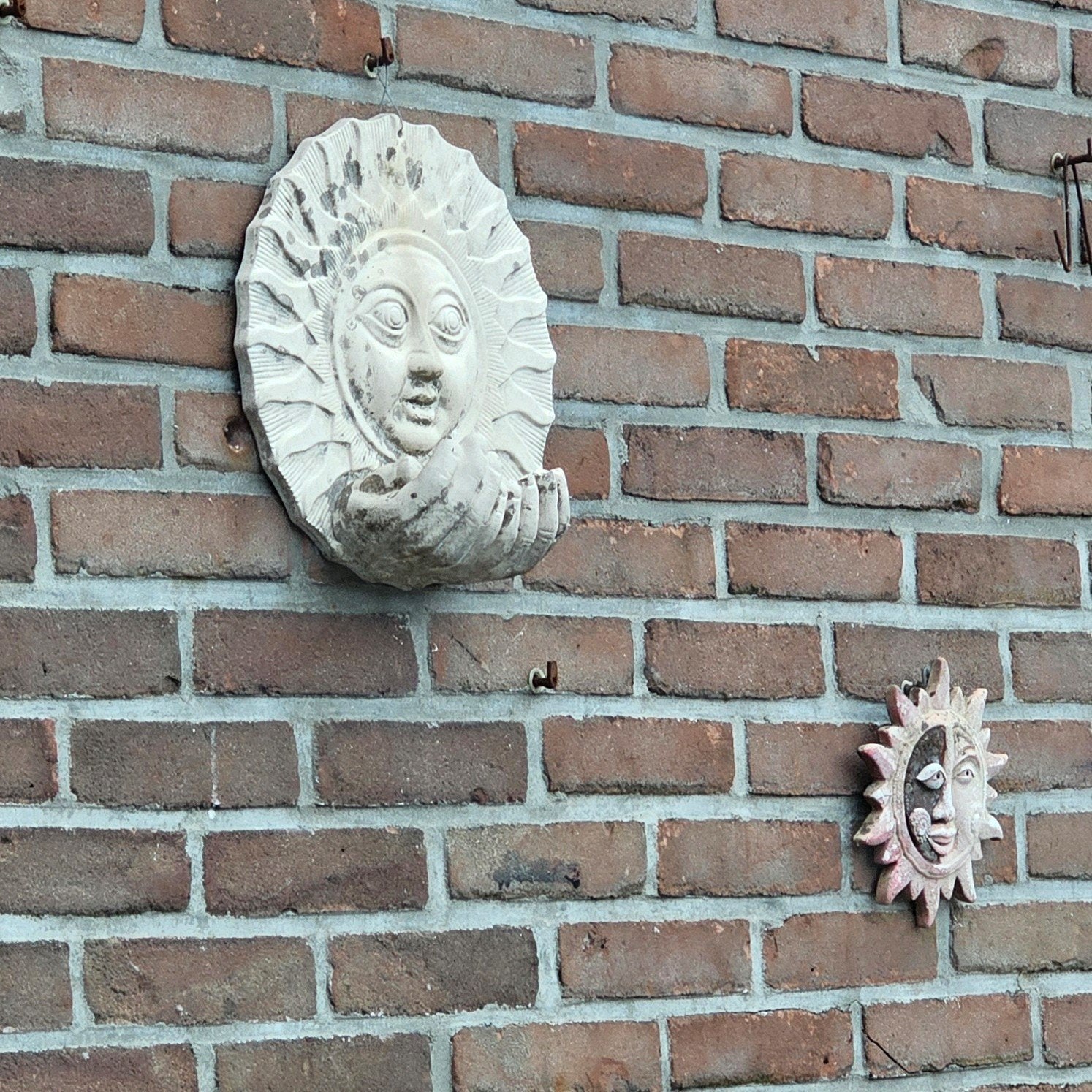 Wanddecoratie: Zon en Maan Beelden 3 stuks, Ophalen, Wandsculptuur, Gebruikt, Meerkleurig
