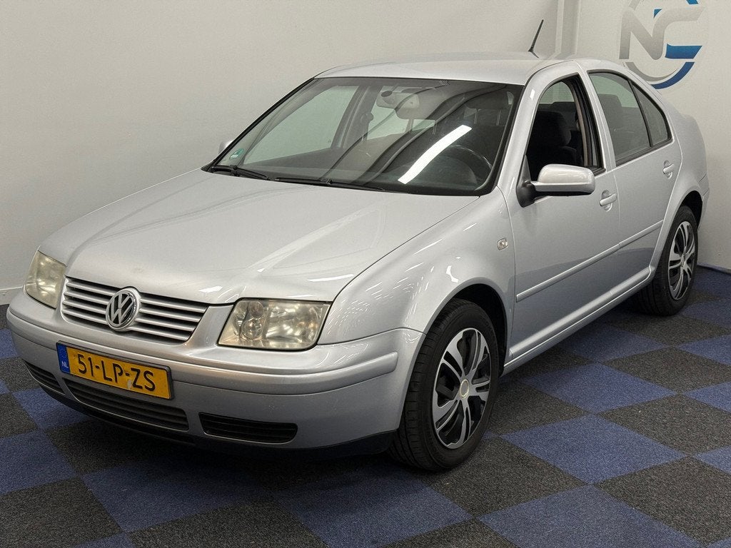Volkswagen Bora 1.6-16V Comfortline / KLIMAT-AIRCO / NAP / N, Auto's, Volkswagen, Automatische klimaatregeling, Gebruikt, Bora