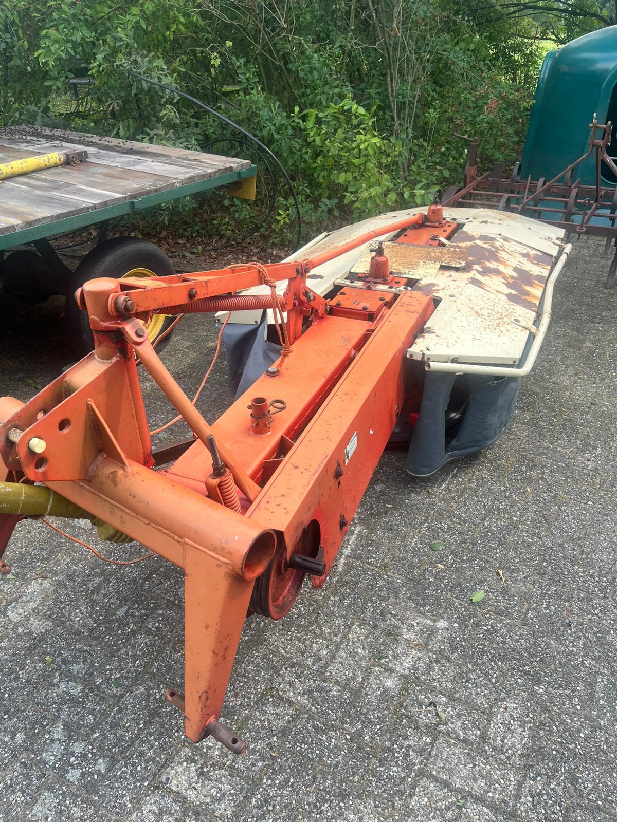 Te koop pz 186 en triltand cultivator, Zakelijke goederen, Agrarisch | Werktuigen, Ophalen, Overige, Gewasbescherming en Bemesting