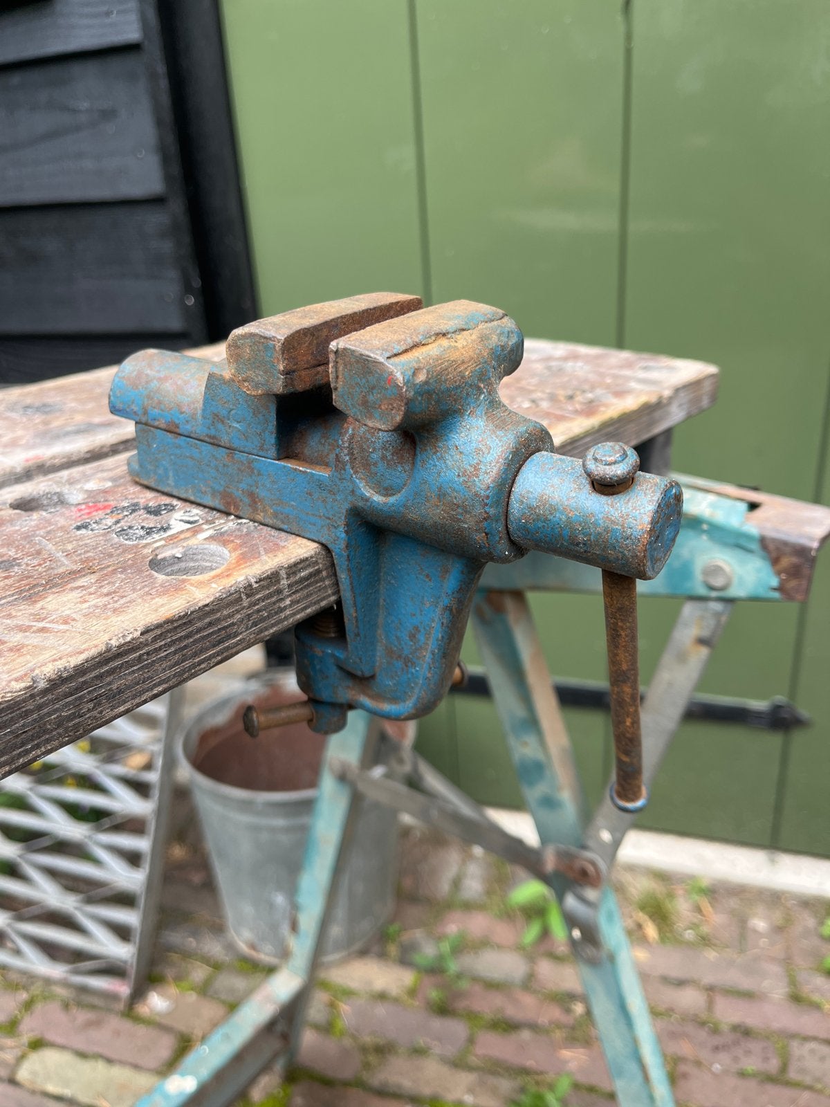 Oude Gebruikte Bankschroef - Vintage Werkbank Klem, Doe-het-zelf en Verbouw, Ophalen of Verzenden, Gebruikt, Bankschroef, Overige merken