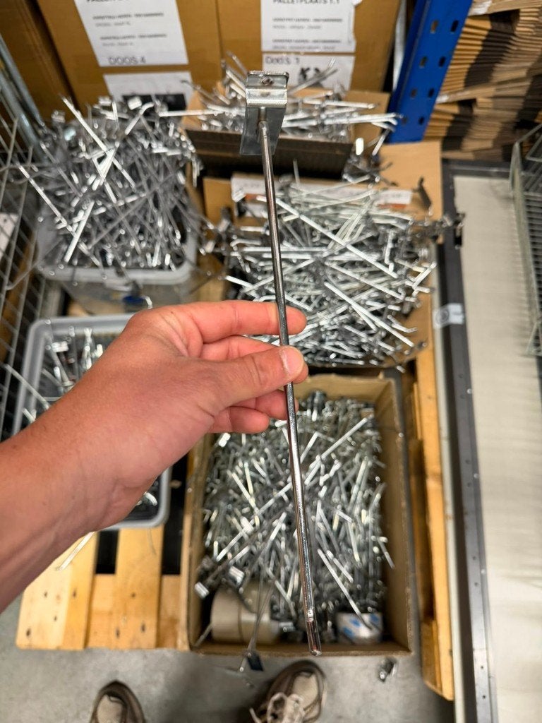 Slatwall haken - 30 Cm - Ongeveer 1000 stuks, Ophalen, Nieuw, Minder dan 50 mm, Overige typen