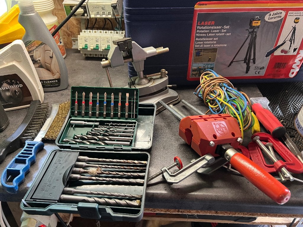 Foto 19 van Gereedschap van alles wat ook nieuw wegens verhuizing