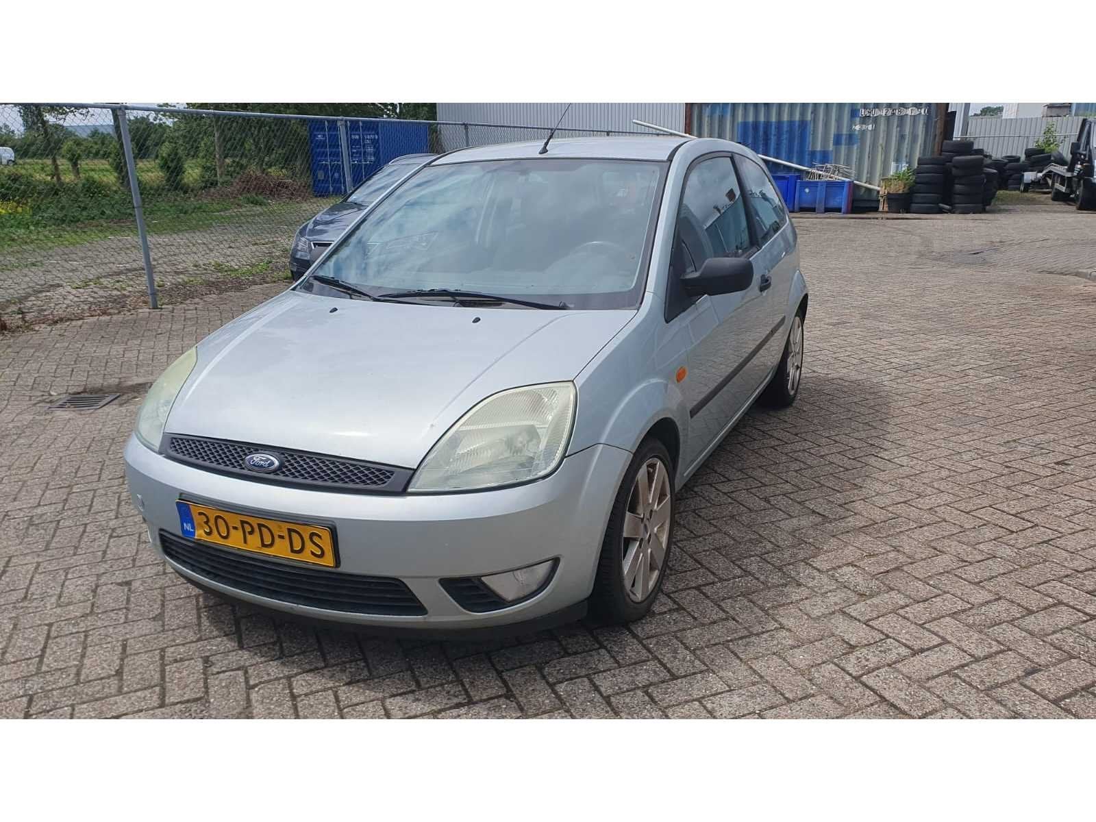 Ford Fiesta 1.3 Futura, 30-PD-DS, Auto's, 1299 cc, 4 cilinders, Origineel Nederlands, Bedrijf