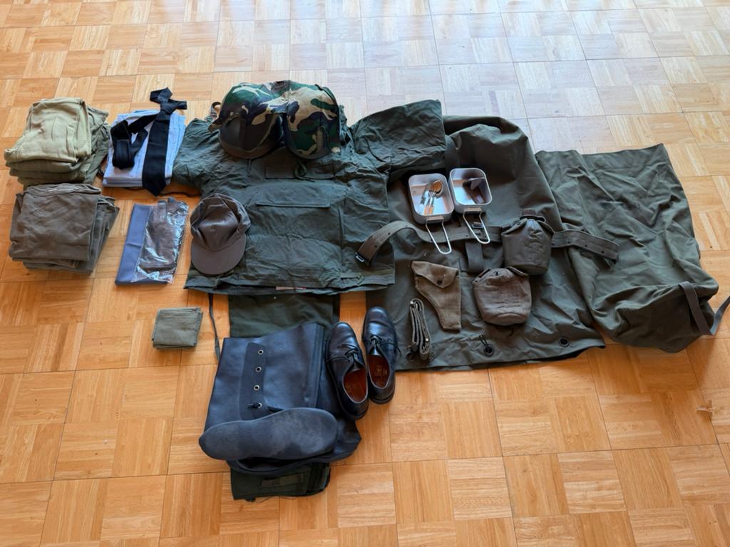 Plunjebaal KLU met inhoud, Ophalen of Verzenden, Luchtmacht, Nederland