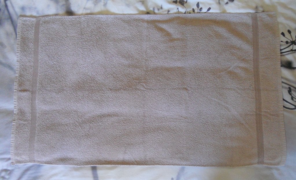 Badhanddoek / Badlaken licht bruin. Afmeting: 114,5x65 cm., Ophalen of Verzenden, Zo goed als nieuw, Bruin, Handdoek