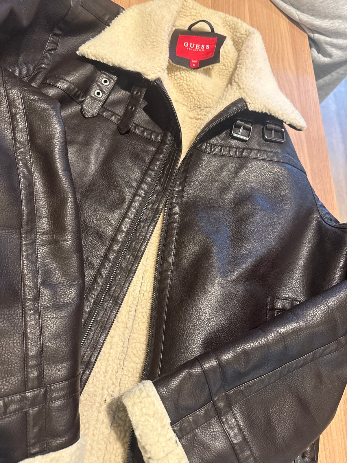 Guess leren jas met teddy voering maat m, Ophalen of Verzenden, Zo goed als nieuw, Maat 48/50 (M), Bruin