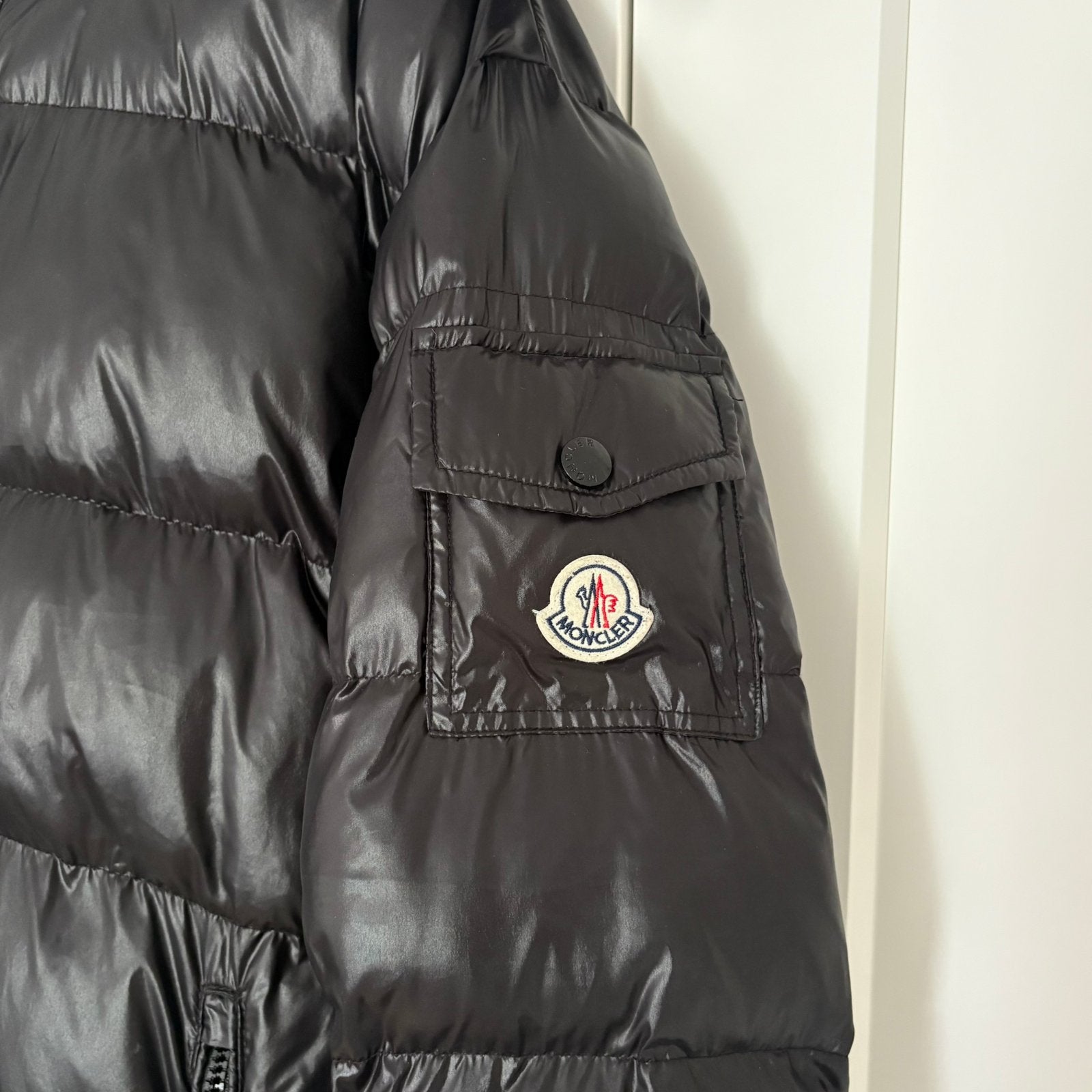 Moncler maya jas, Kleding | Heren, Jassen | Winter, Ophalen of Verzenden, Zo goed als nieuw, Maat 48/50 (M), Zwart