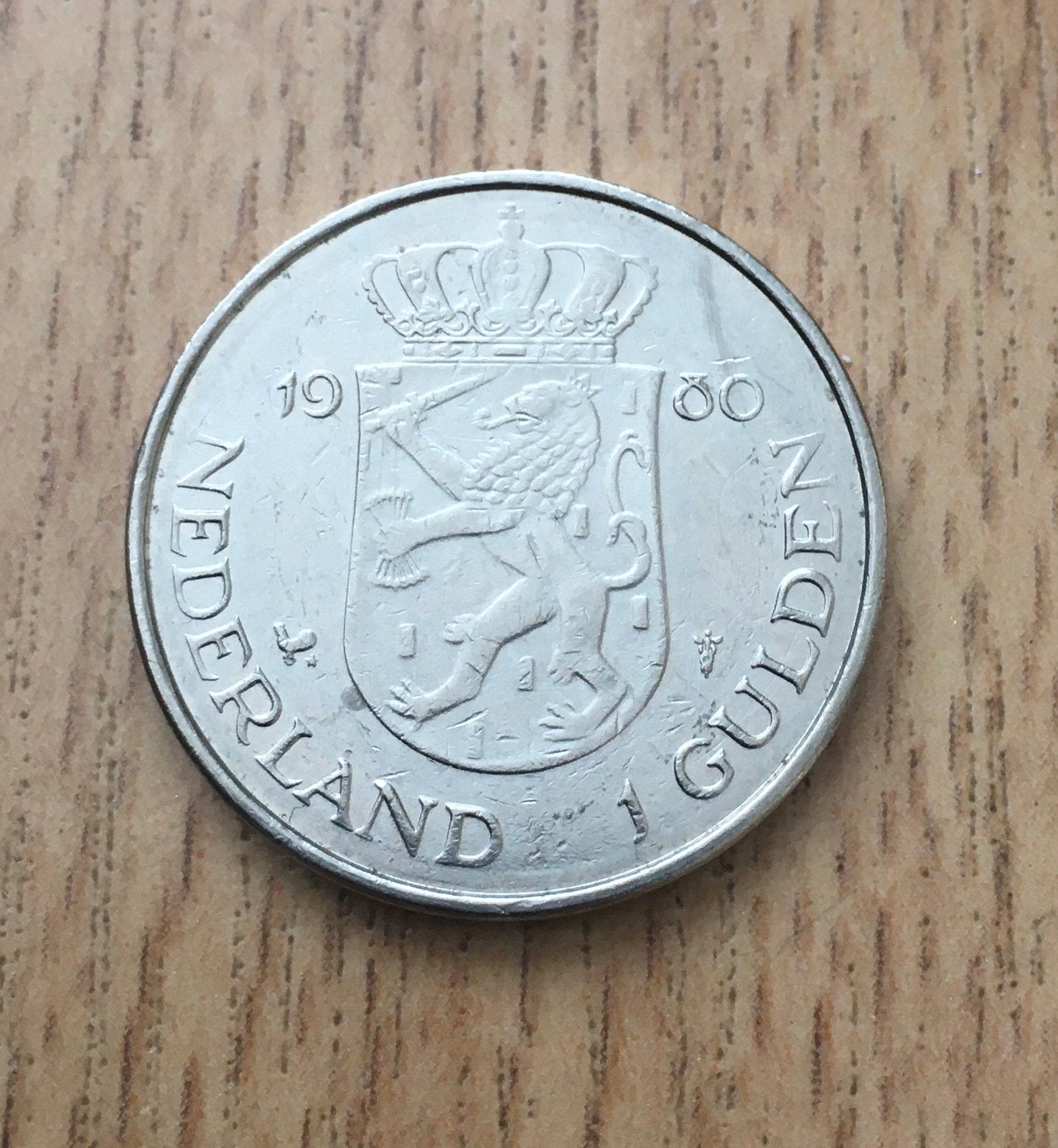 1 gulden munt tgv troonswisseling 1980 Juliana-Beatrix, Postzegels en Munten, Ophalen of Verzenden, Koningin Beatrix, 1 gulden
