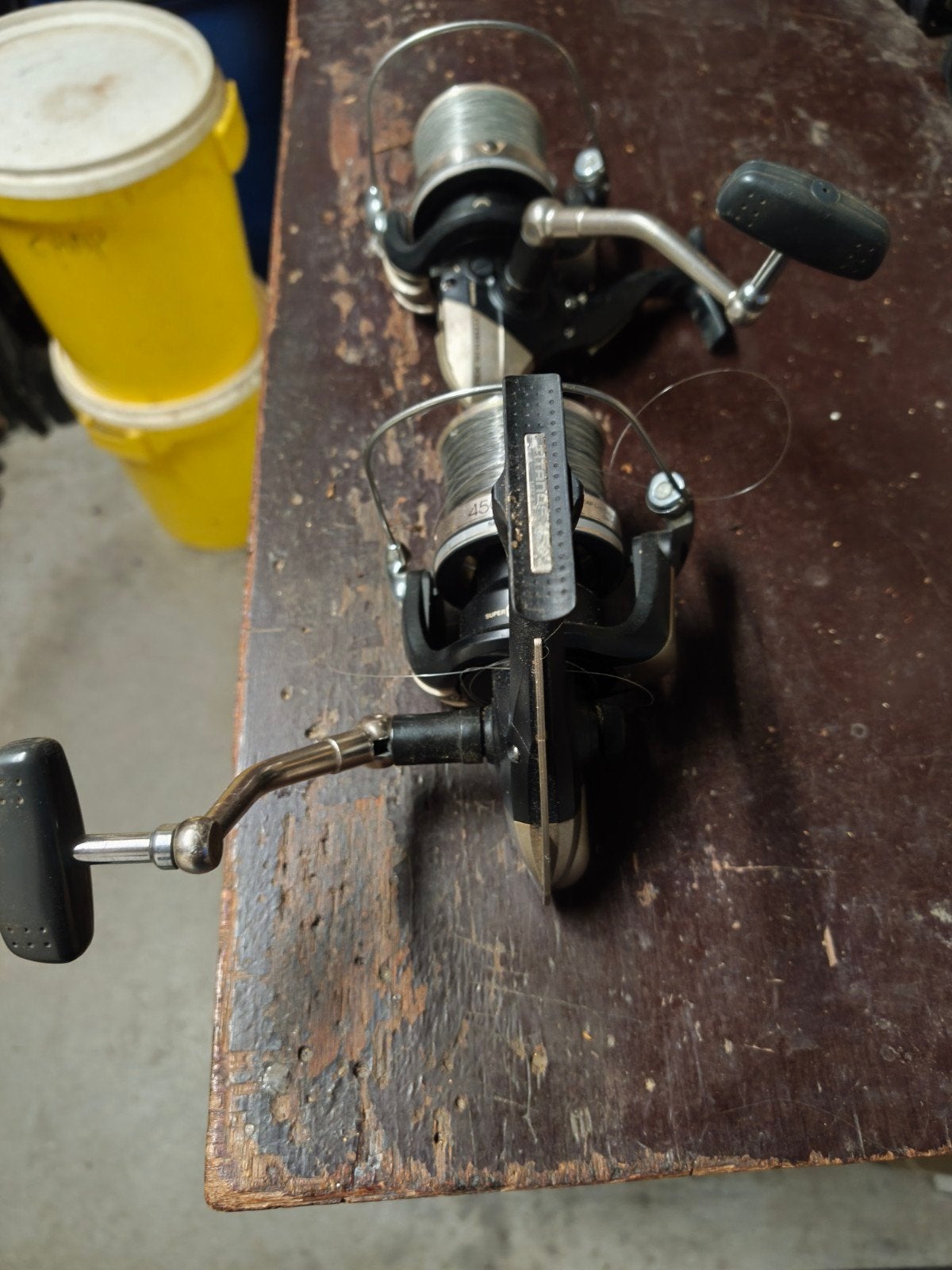 Shimano Titanis 4500 XSA, 2 x., Watersport en Boten, Ophalen of Verzenden, Gebruikt, Molen