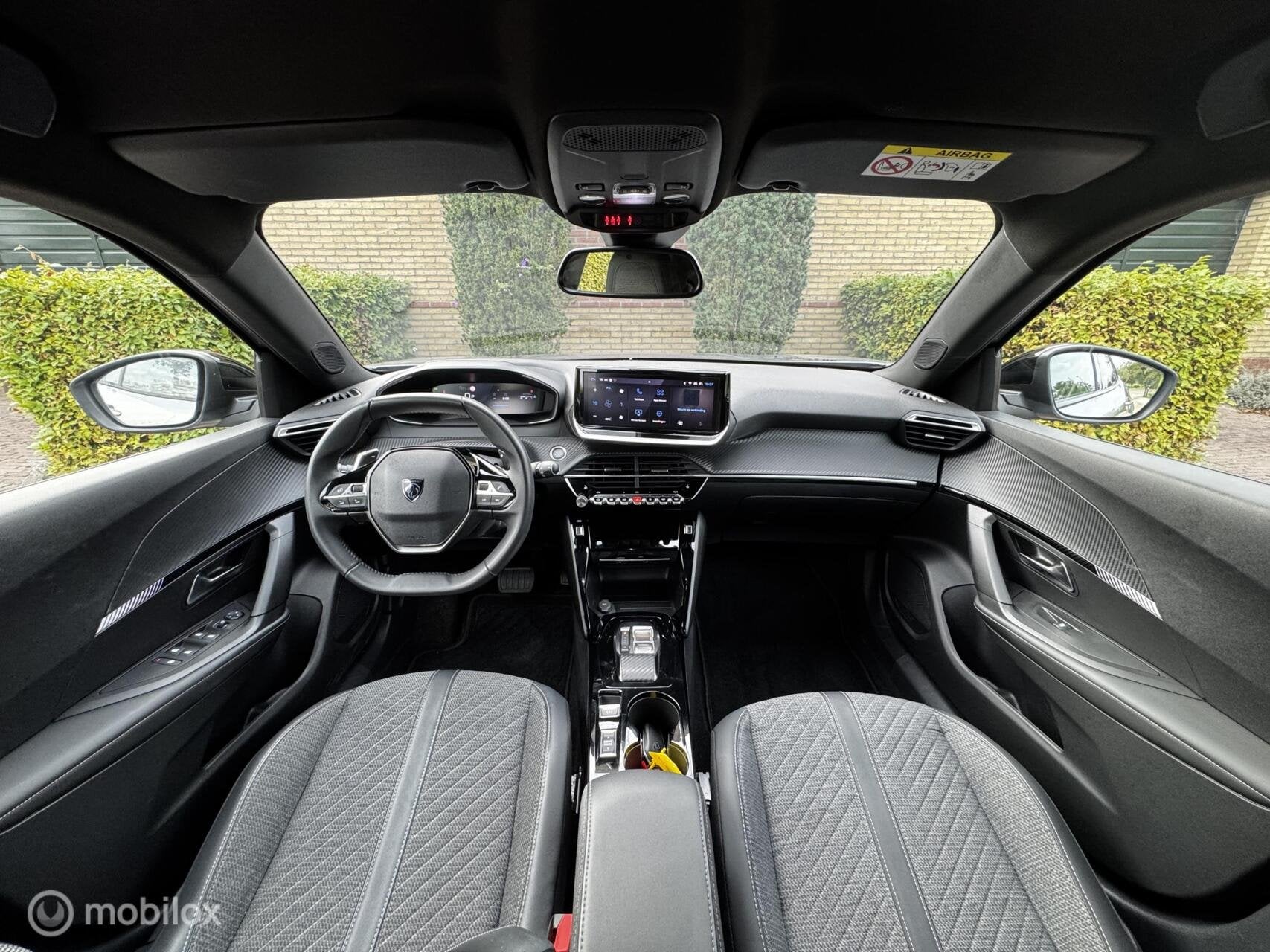 Peugeot 2008 1.2 PureTech 130 Allure 360-Camera*Stoel.vrw*Ca, Gebruikt, Euro 6, 1199 cc, Met garantie (alle)