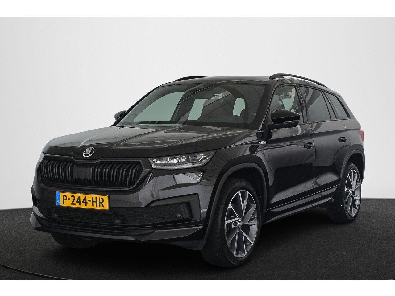 Skoda Kodiaq 1.5 TSI Sportline Business Leder 20"Velgen Came, Auto's, Automaat, 4 cilinders, 150 pk, Bedrijf