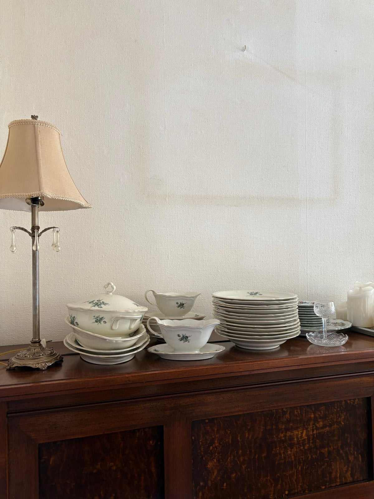 Kahla Oude  - Elegant servies met bloemmotief, Ophalen