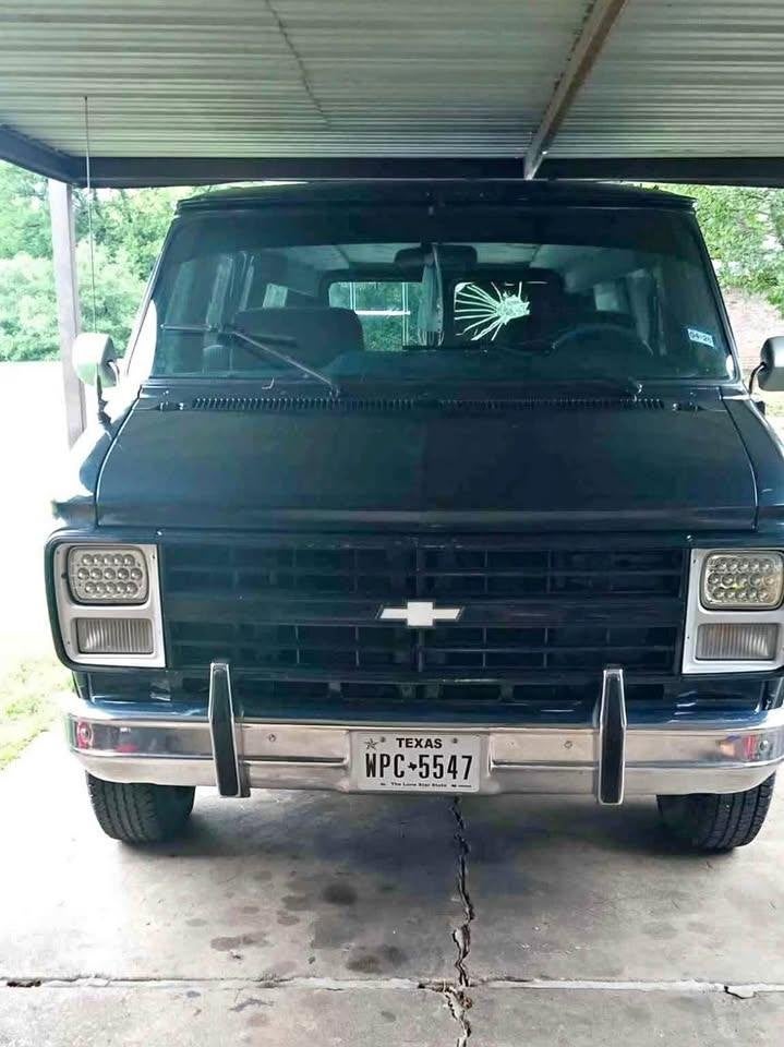 1987 Chevrolet G10 Shorty conversion van Geen G20 G30, Automaat, Achterwielaandrijving, Overige carrosserieën, Leder en Stof