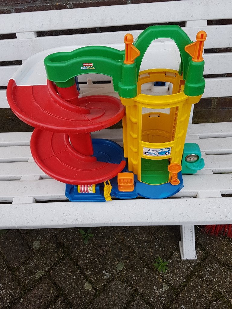 fisher price speelgoed garage, Ophalen of Verzenden, Zo goed als nieuw, Speelset
