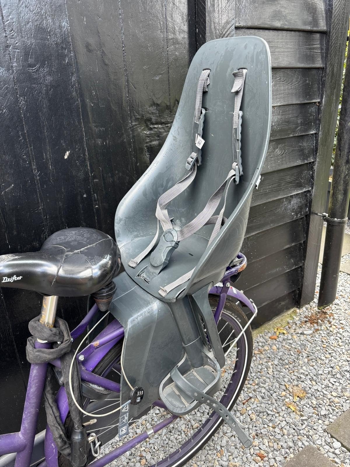 Twee fietsstoeltjes, voor en achter! inclusief windscherm., Fietsen en Brommers, Ophalen, Gebruikt, Voorzitje