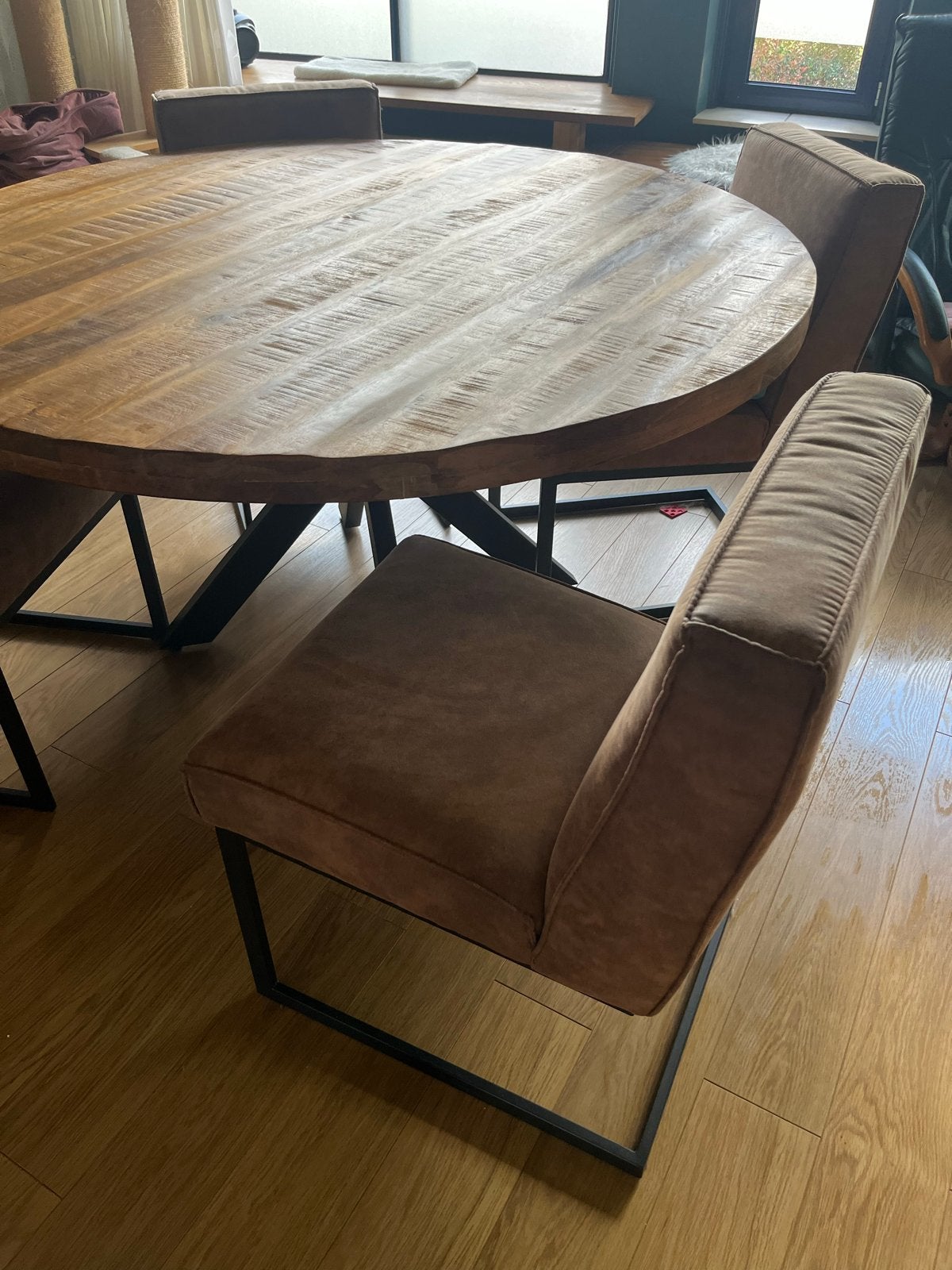 Ronde eettafel met 4 stoelen - Mangohout en metaal, Ophalen, Gebruikt, 100 tot 150 cm, Rond