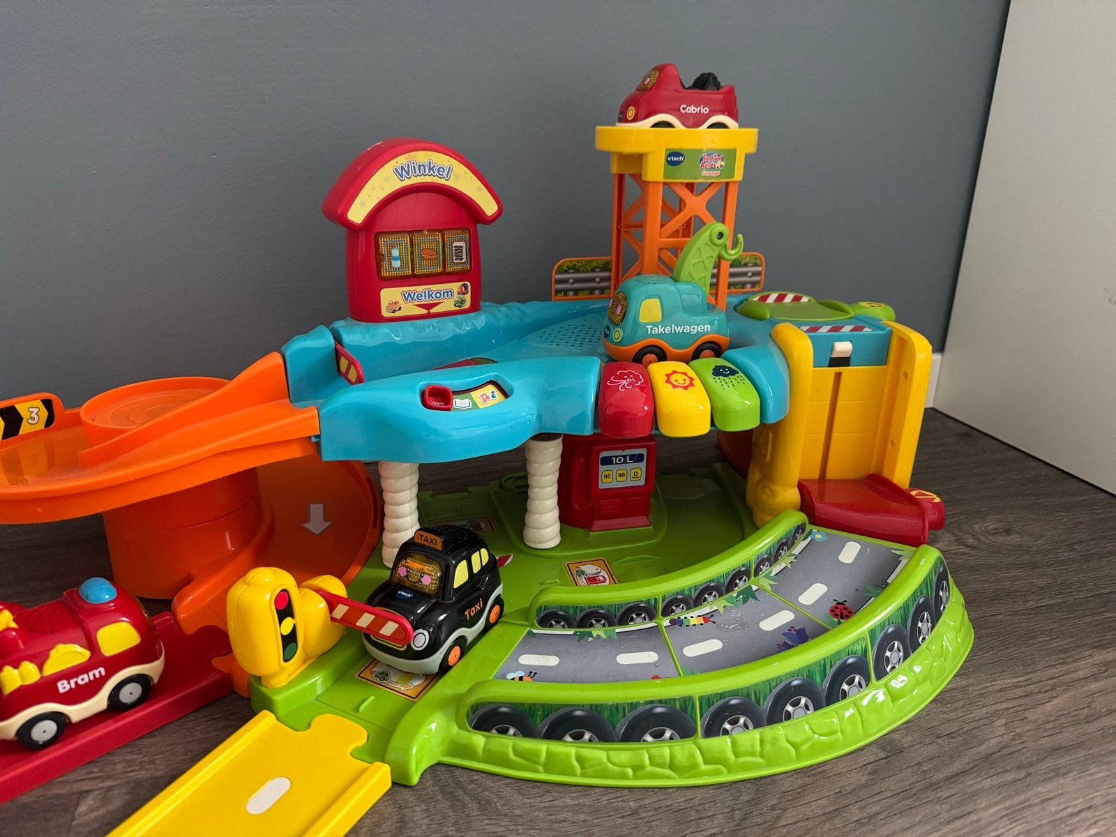 VTech Toet Toet Auto's Garage met extra onderdelen, Ophalen of Verzenden, Gebruikt