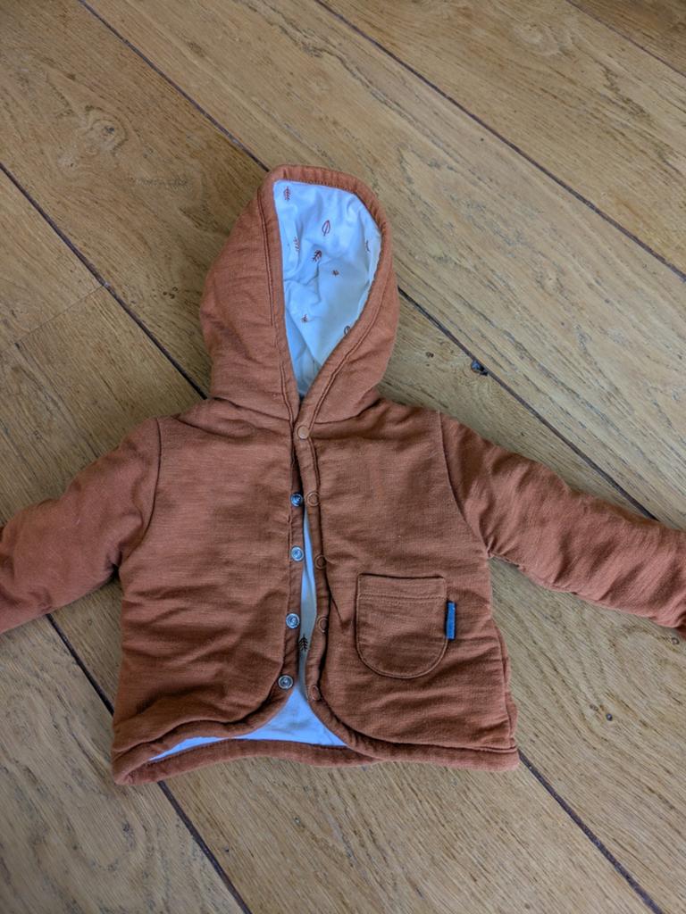 Prenatal rood/bruin jasje maat 56, Kinderen en Baby's, Babykleding | Maat 56, Jongetje of Meisje, Ophalen of Verzenden, Zo goed als nieuw