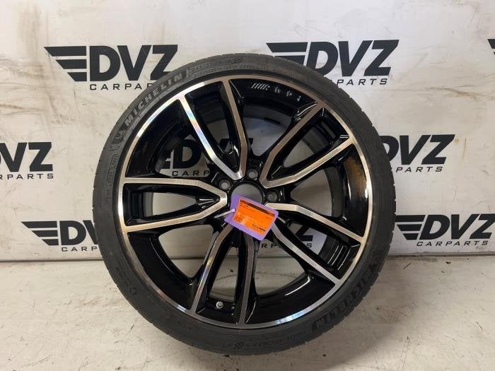 Velg + Band van een Mercedes CLA, Auto-onderdelen, Gebruikt, -, -, Ophalen of Verzenden
