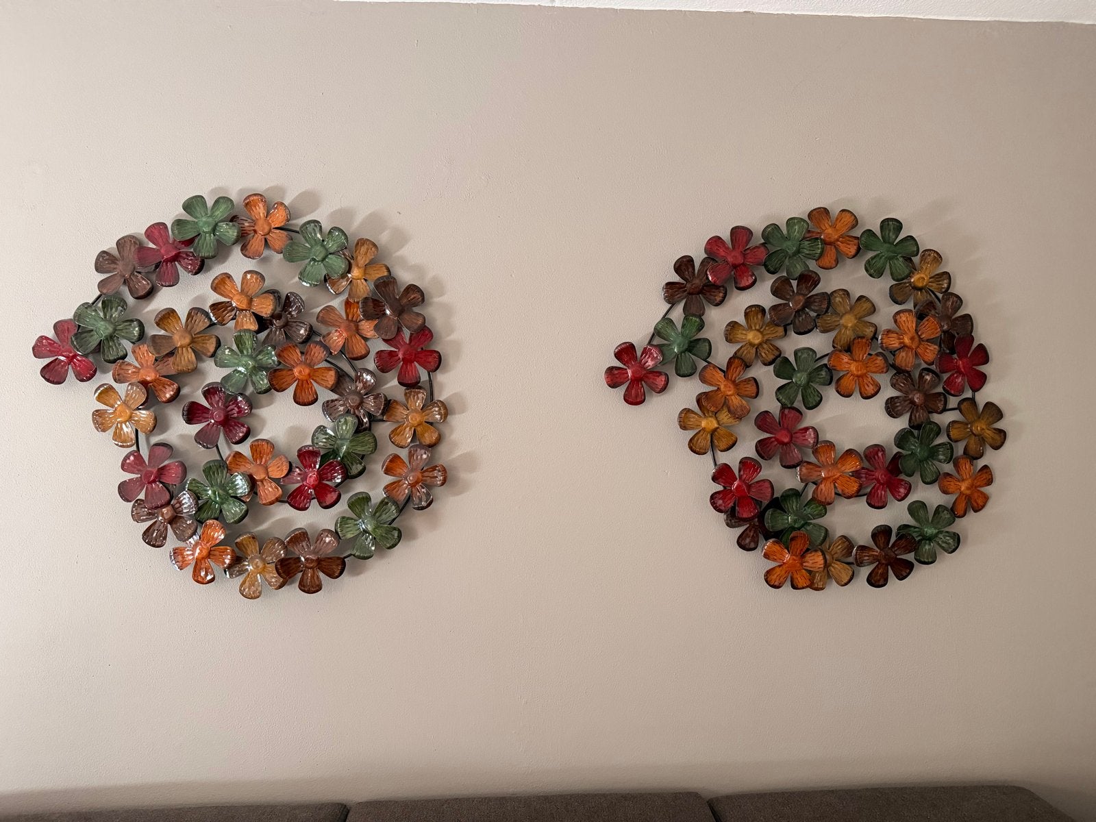 Set van 2 metalen wanddecoraties in bloemvorm, Huis en Inrichting, Woonaccessoires | Wanddecoraties, Ophalen, Metaal, Meerkleurig