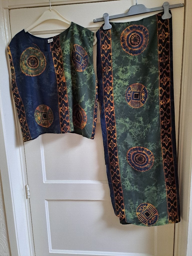 Drie rokken met topjes, Overige kleuren, Maat 42/44 (L), Nieuw, Ophalen of Verzenden